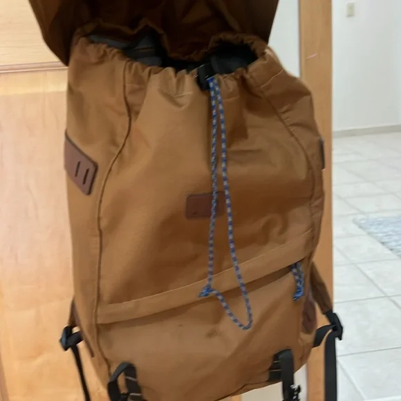 Patagonia Tan Backpack - Picture 2 of 9